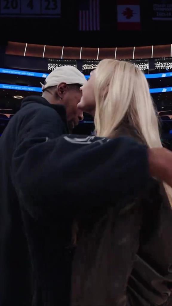 卡梅倫布林克這大長腿，KD都得多看幾眼